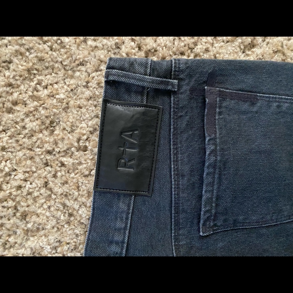 Size 30 men’s rare RTA Jeans